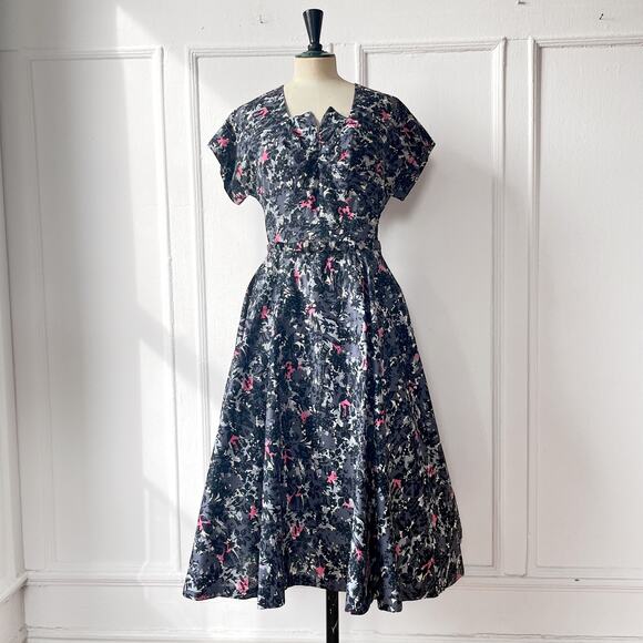 50s Vintage Scenic Novelty Print Cotton Dress 32” Horsehair Slip Metal Zipper - Picture 6 of 12